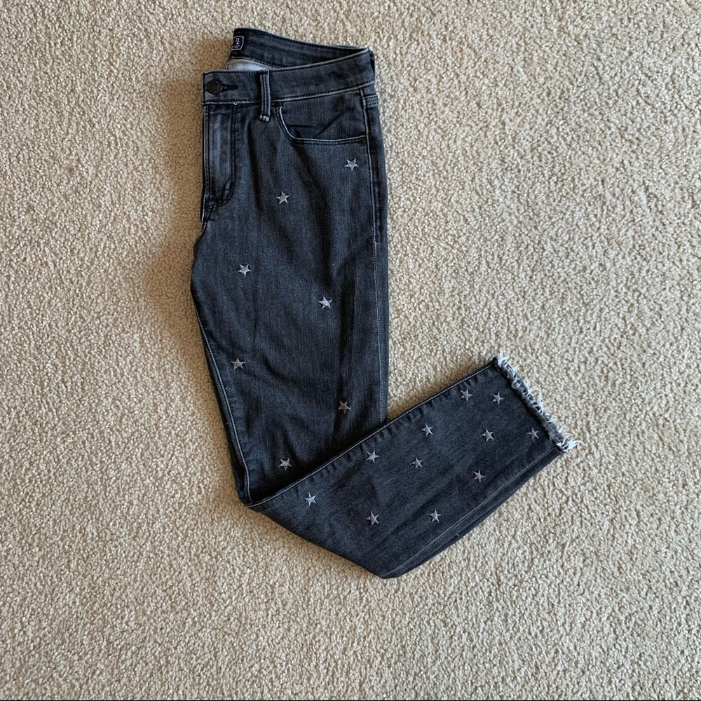Abercrombie & Fitch - Mid Rise Super Skinny Ankle Jeans